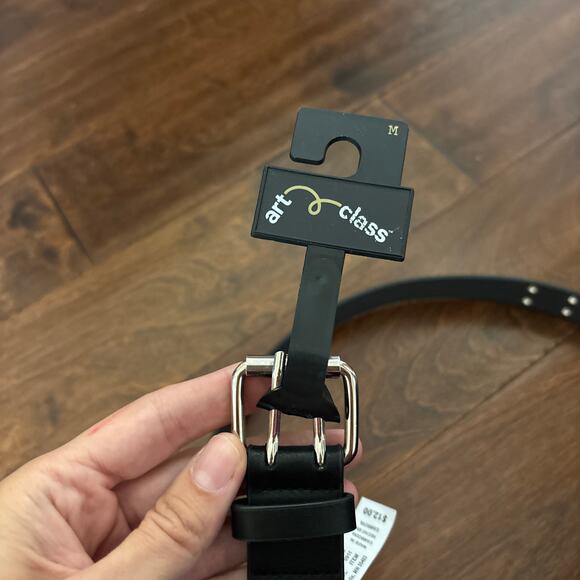 Art Class Girls Belt Size Medium Black With Silver Grommets NEW - Picture 5 of 5